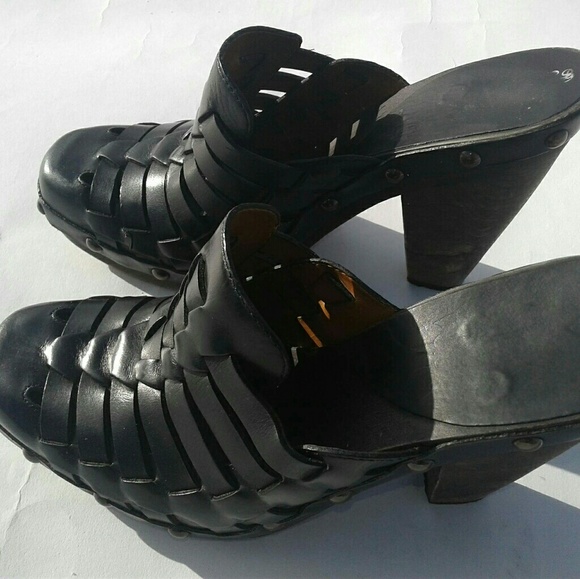 Nine West Vintage Collection Studded Clogs - Picture 3 of 6